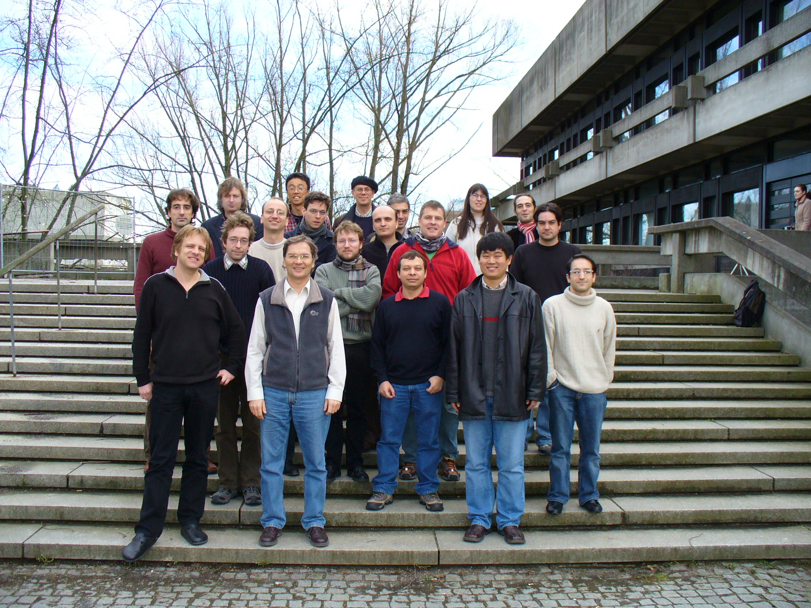 Algebraic cycles, motives
and A<sup>1</sup>-homotopy theory over general bases
